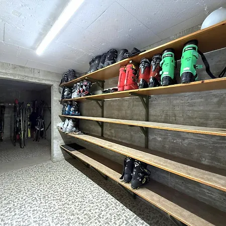 Апартаменти Laerchenwald 610 Лейкербад