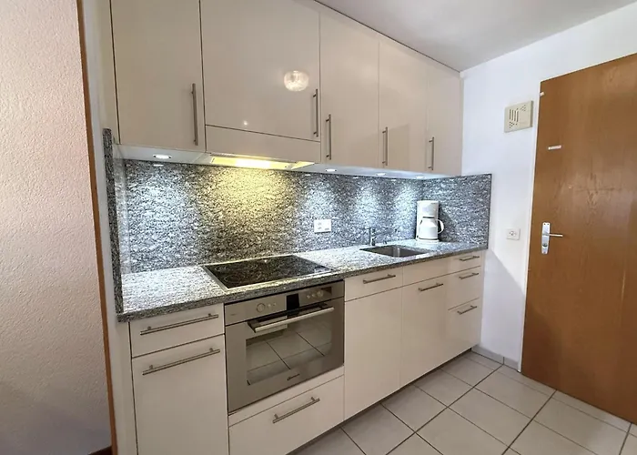 Laerchenwald 610 * 洛伊克巴德