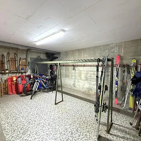 Апартаменты Laerchenwald 610